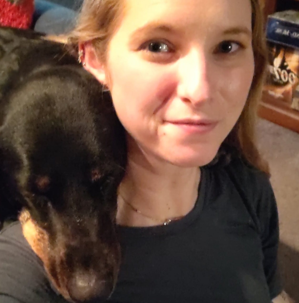 Meet your Posher, Leigh